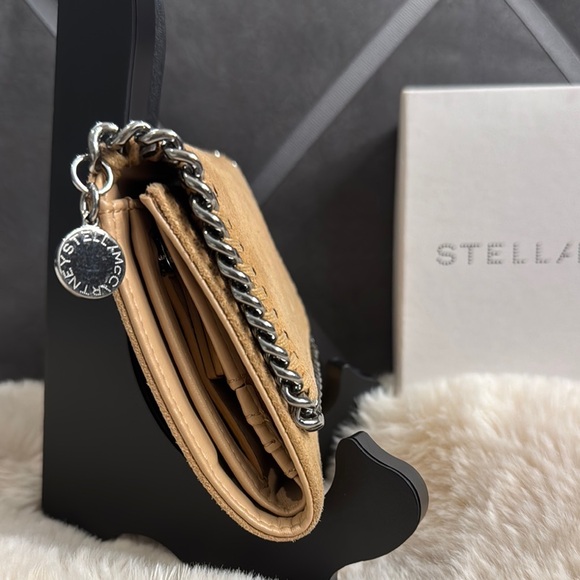 Authentic Stella McCartney Tan Mini Trifold Wallet with Chain Trim - Picture 4 of 11